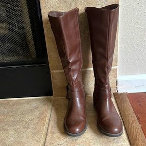 Women’s riding boots
